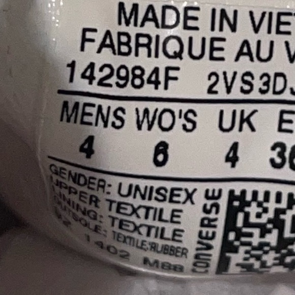 Converse Women Shoes Size 6 - Picture 6 of 7
